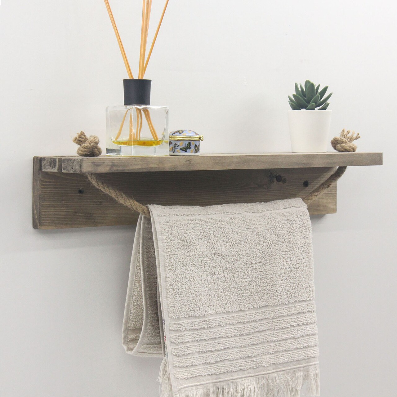 Suport pentru prosoape cu raft de lemn, Evila Originals, 50x9x10 cm, lemn de molid, maro - imagine 5